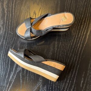 Yellow Box Black and Tan Platform Sandals